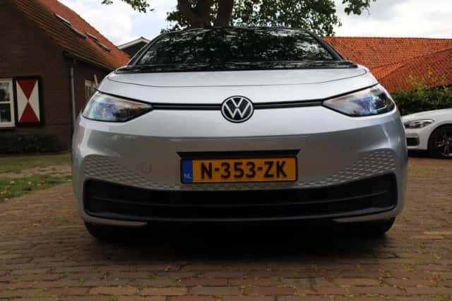 Volkswagen ID.3 (2020) thumbnail 6