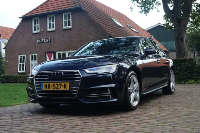 Audi A4 (2017) thumbnail 1