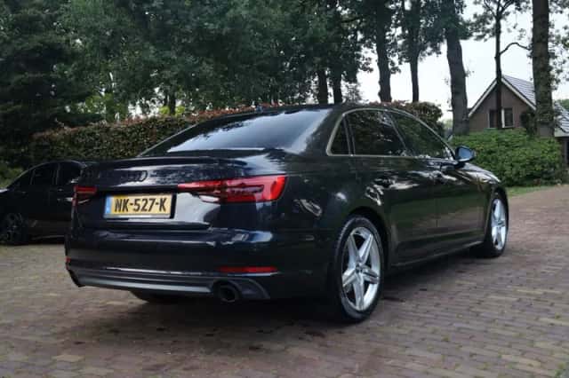 Audi A4 (2017) thumbnail 3