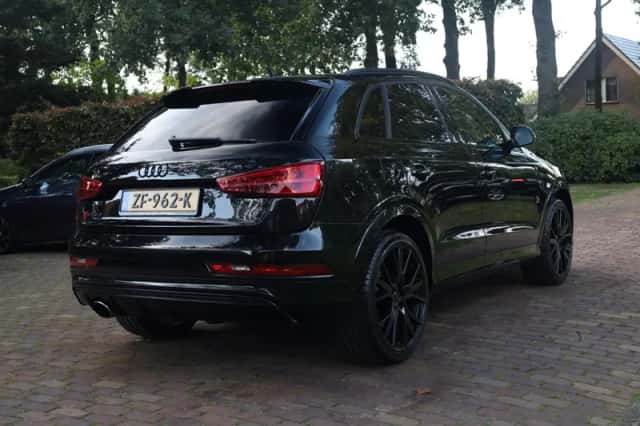Audi RS Q3 (2016) thumbnail 3