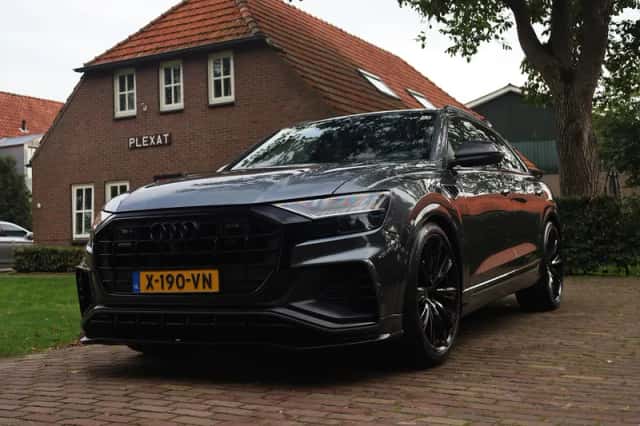 Audi Q8 (2023) thumbnail 1