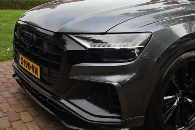 Audi Q8 (2023) thumbnail 4