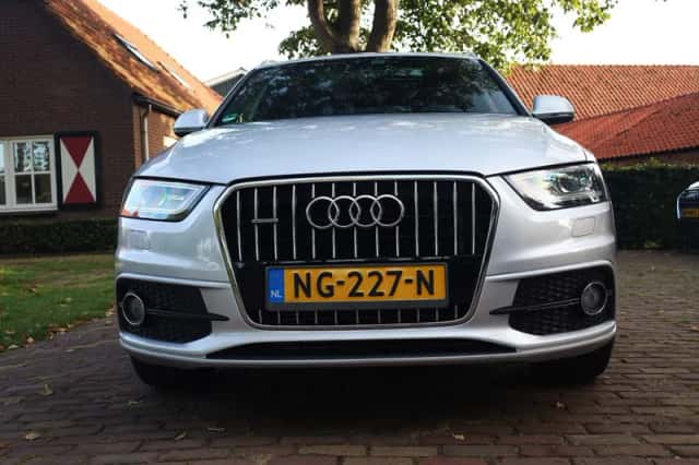 Audi Q3 (2013) thumbnail 6