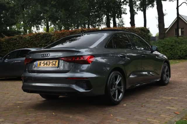Audi A3 (2021) thumbnail 3