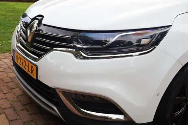Renault Espace (2016) thumbnail 4