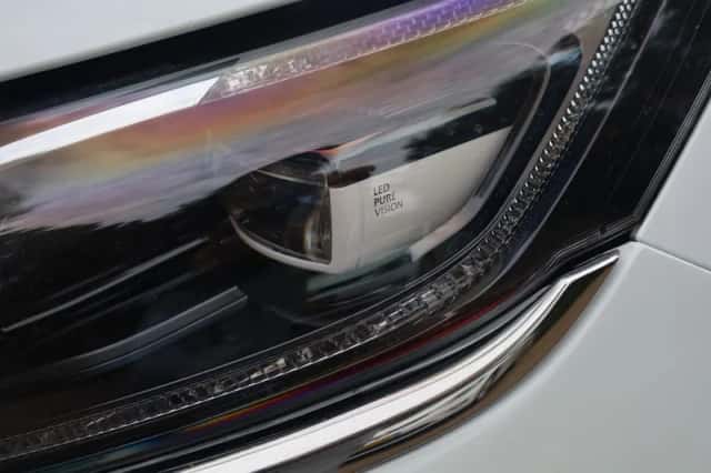 Renault Espace (2016) thumbnail 5