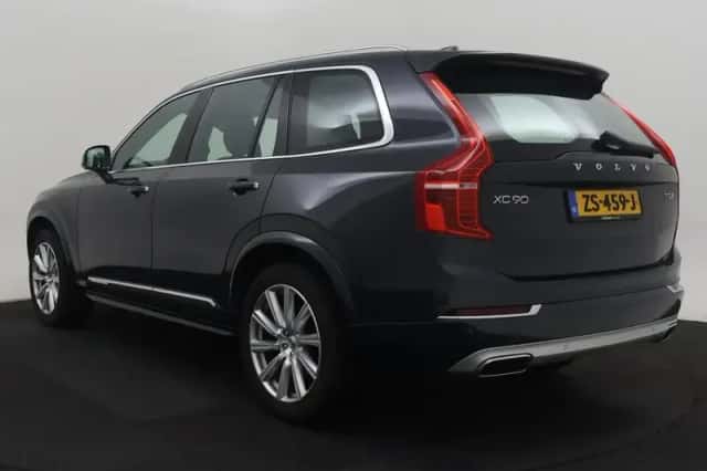 Volvo XC90 (2019) thumbnail 4