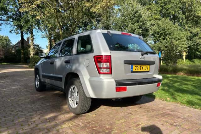 Jeep Grand Cherokee (2007) thumbnail 5