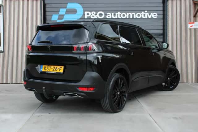 Peugeot 5008 (2022) thumbnail 2
