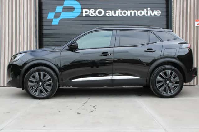 Peugeot 2008 (2023) thumbnail 3