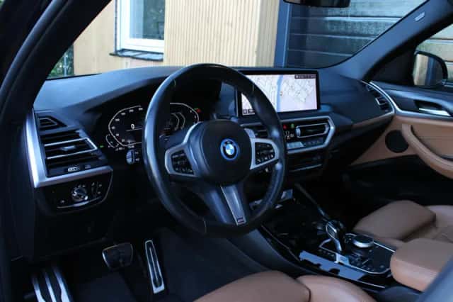 BMW X3 (2022) thumbnail 5