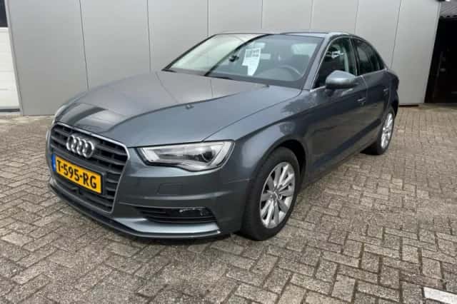 Audi A3 (2016) thumbnail 1