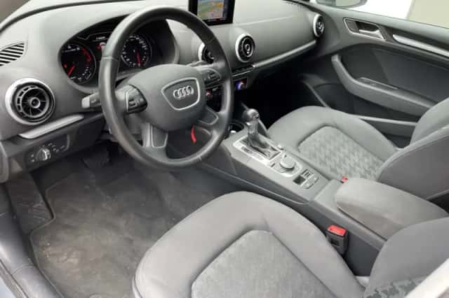 Audi A3 (2016) thumbnail 4