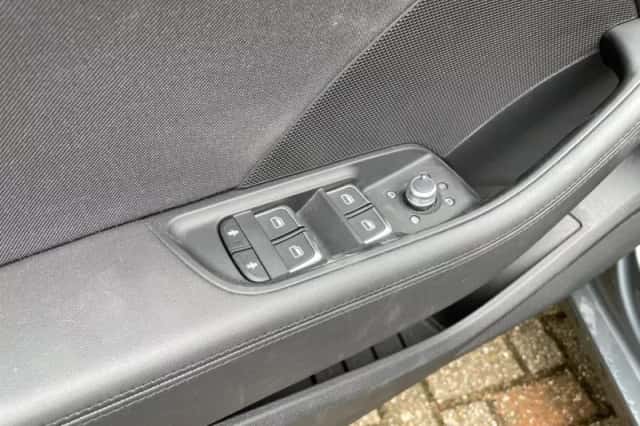 Audi A3 (2016) thumbnail 6