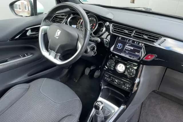 Citroën DS3 (2014) thumbnail 4