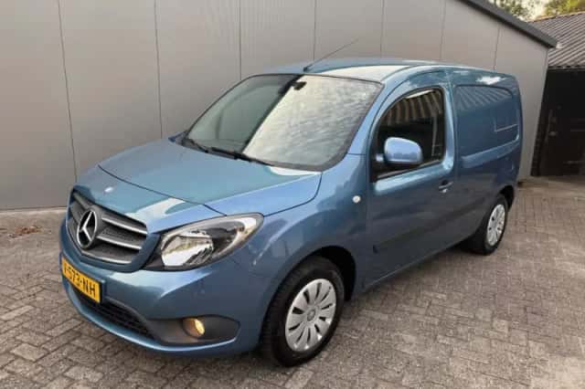 Mercedes-Benz Citan (2018) thumbnail 1