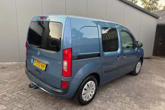Mercedes-Benz Citan (2018) thumbnail 2