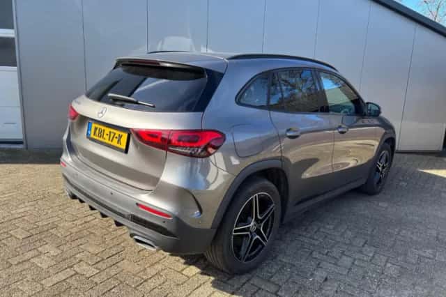 Mercedes-Benz GLA-Klasse (2022) thumbnail 2