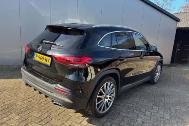 Mercedes-Benz GLA-Klasse (2020) thumbnail 2