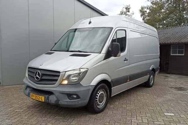 Mercedes-Benz Sprinter (2014) thumbnail 1