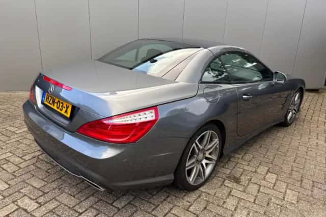 Mercedes-Benz SL-Klasse (2016) thumbnail 4