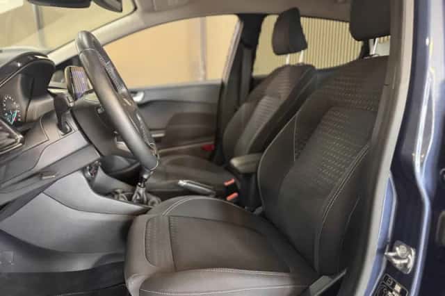 Ford Fiesta (2021) thumbnail 4