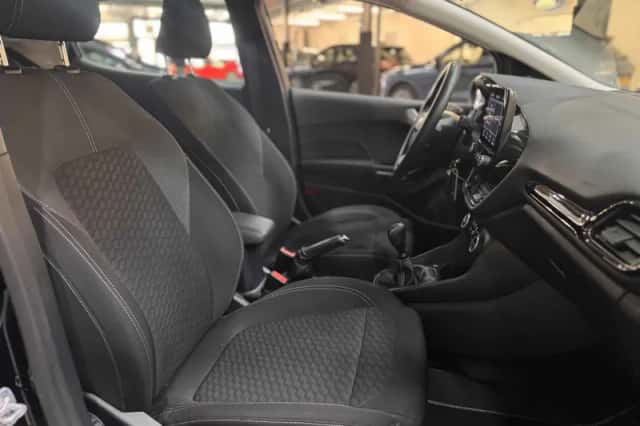 Ford Fiesta (2023) thumbnail 5