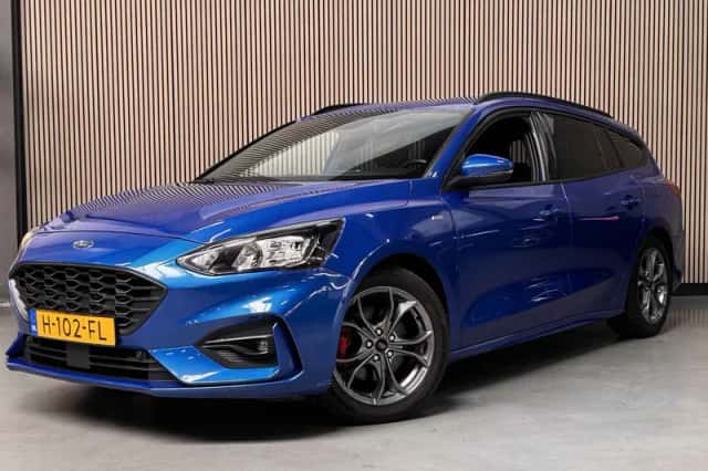 Ford Focus (2020) thumbnail 1