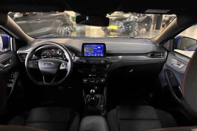 Ford Focus (2020) thumbnail 6