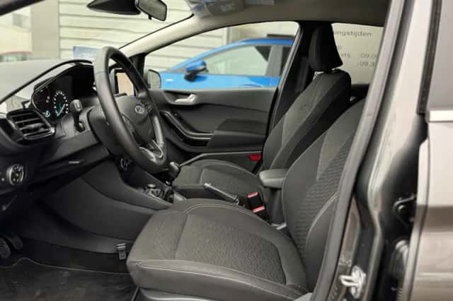 Ford Fiesta (2022) thumbnail 5