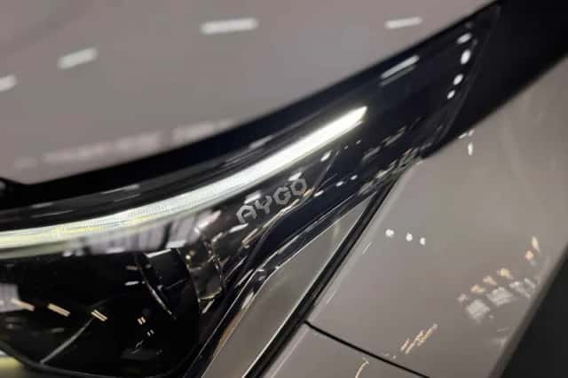 Toyota Aygo (2021) thumbnail 4