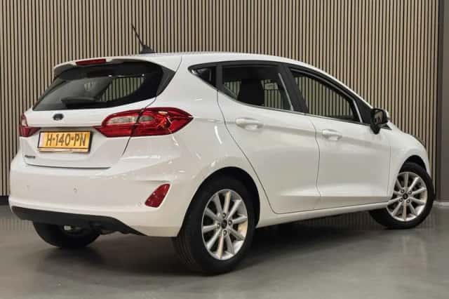 Ford Fiesta (2020) thumbnail 2
