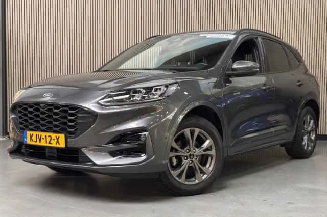 Ford Kuga (2023) thumbnail 1