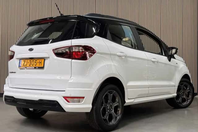 Ford EcoSport (2019) thumbnail 3