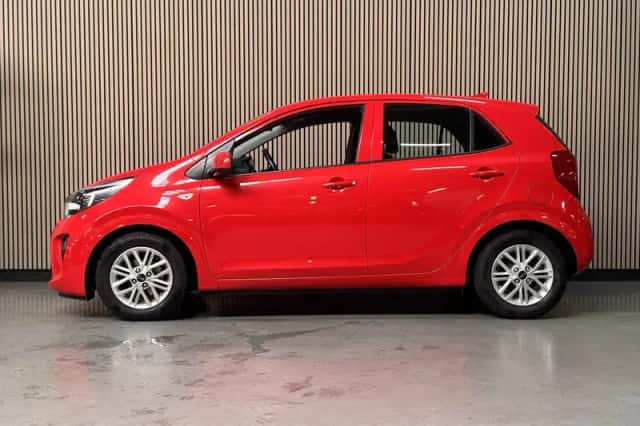 Kia Picanto (2021) thumbnail 2