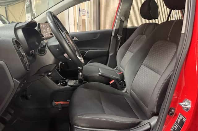 Kia Picanto (2021) thumbnail 4