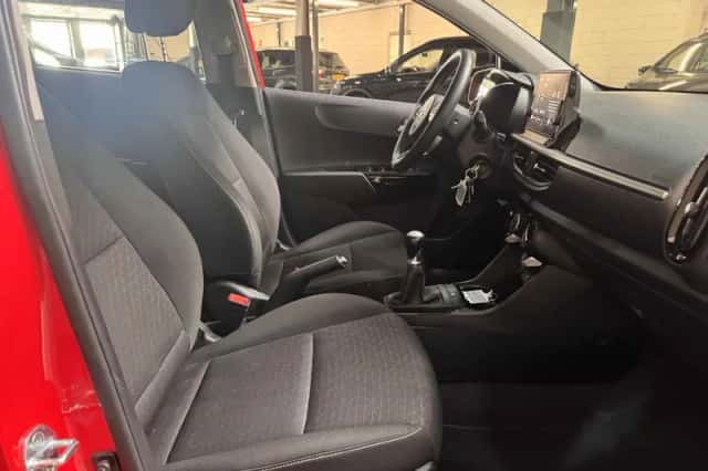 Kia Picanto (2021) thumbnail 5