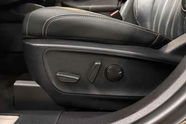 Ford Kuga (2022) thumbnail 6