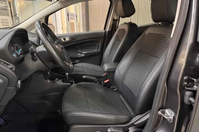 Ford EcoSport (2021) thumbnail 4