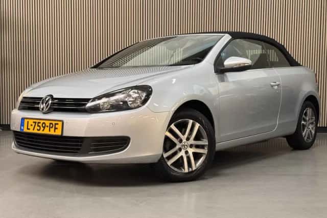 Volkswagen Golf (2014) thumbnail 2