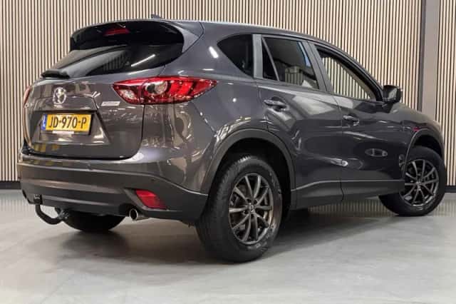 Mazda CX-5 (2016) thumbnail 3