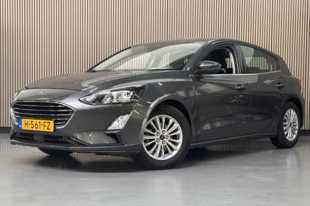 Ford Focus (2020) thumbnail 1