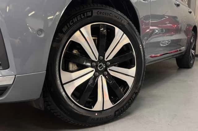 Volvo XC60 (2024) thumbnail 5