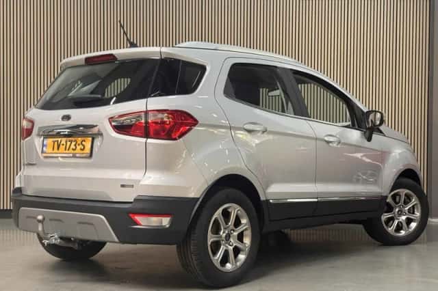 Ford EcoSport (2018) thumbnail 3