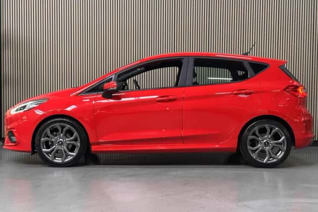 Ford Fiesta (2021) thumbnail 2