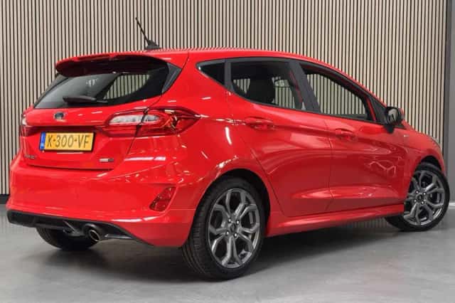 Ford Fiesta (2021) thumbnail 3