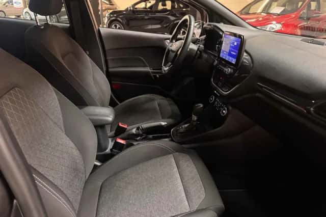 Ford Fiesta (2020) thumbnail 5