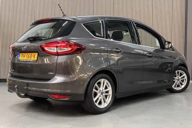 Ford C-Max (2017) thumbnail 3