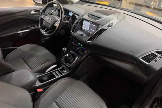 Ford C-Max (2017) thumbnail 4