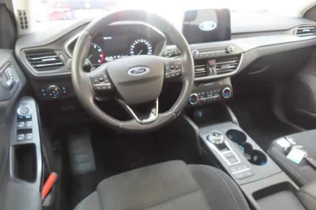 Ford Focus (2019) thumbnail 6